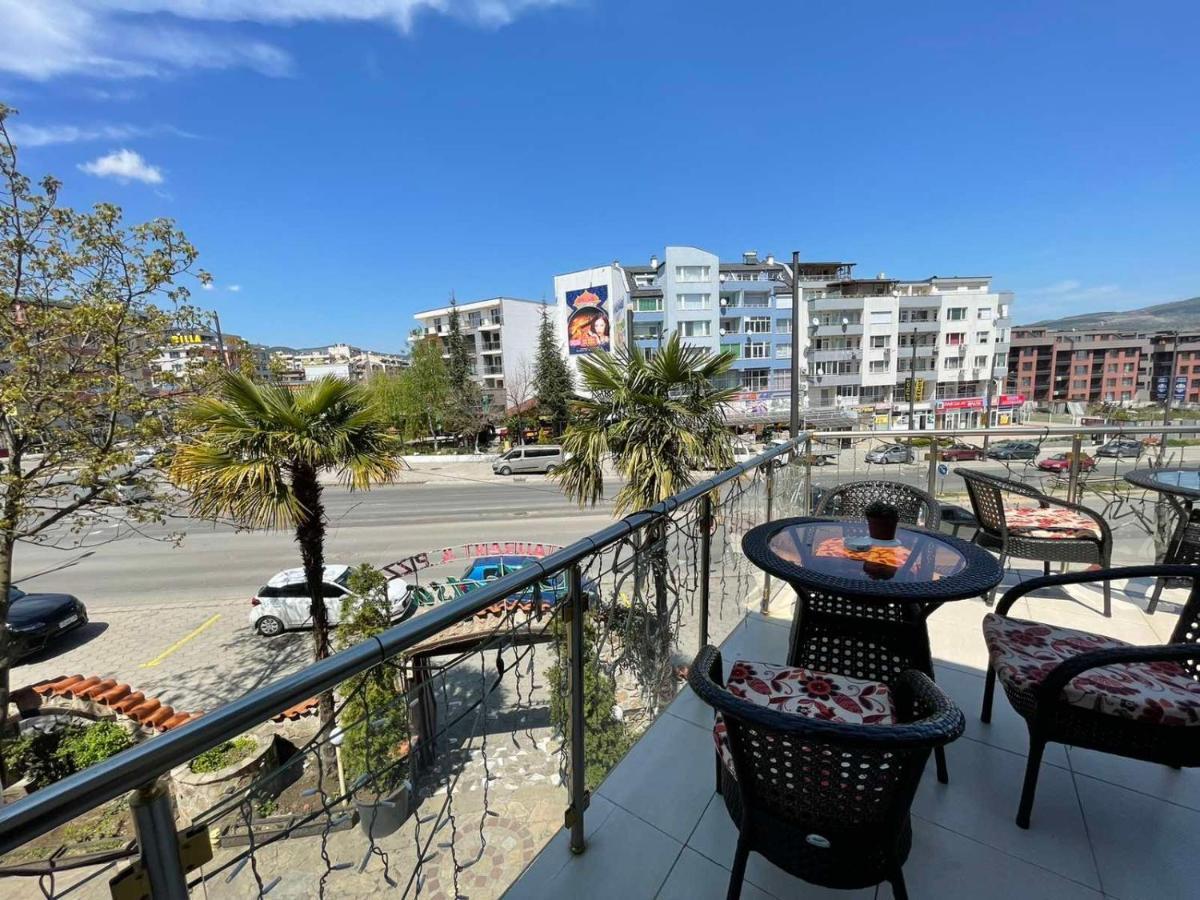 Meatsa Hotel Kŭrdzhali Buitenkant foto