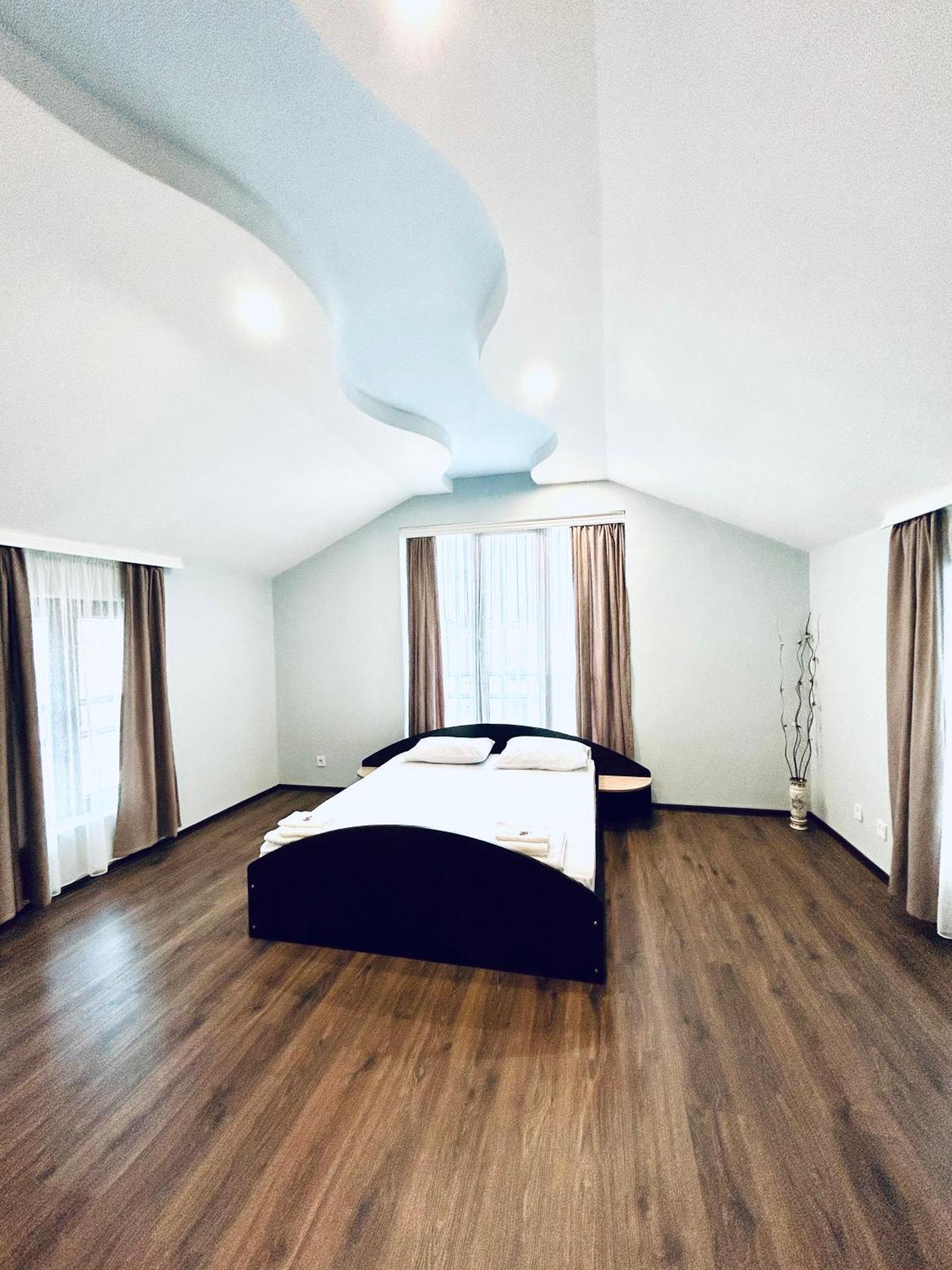Meatsa Hotel Kŭrdzhali Buitenkant foto
