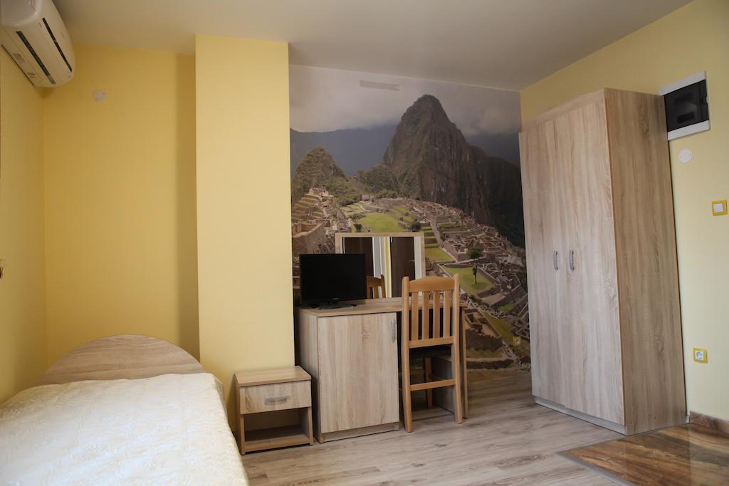 Meatsa Hotel Kŭrdzhali Kamer foto