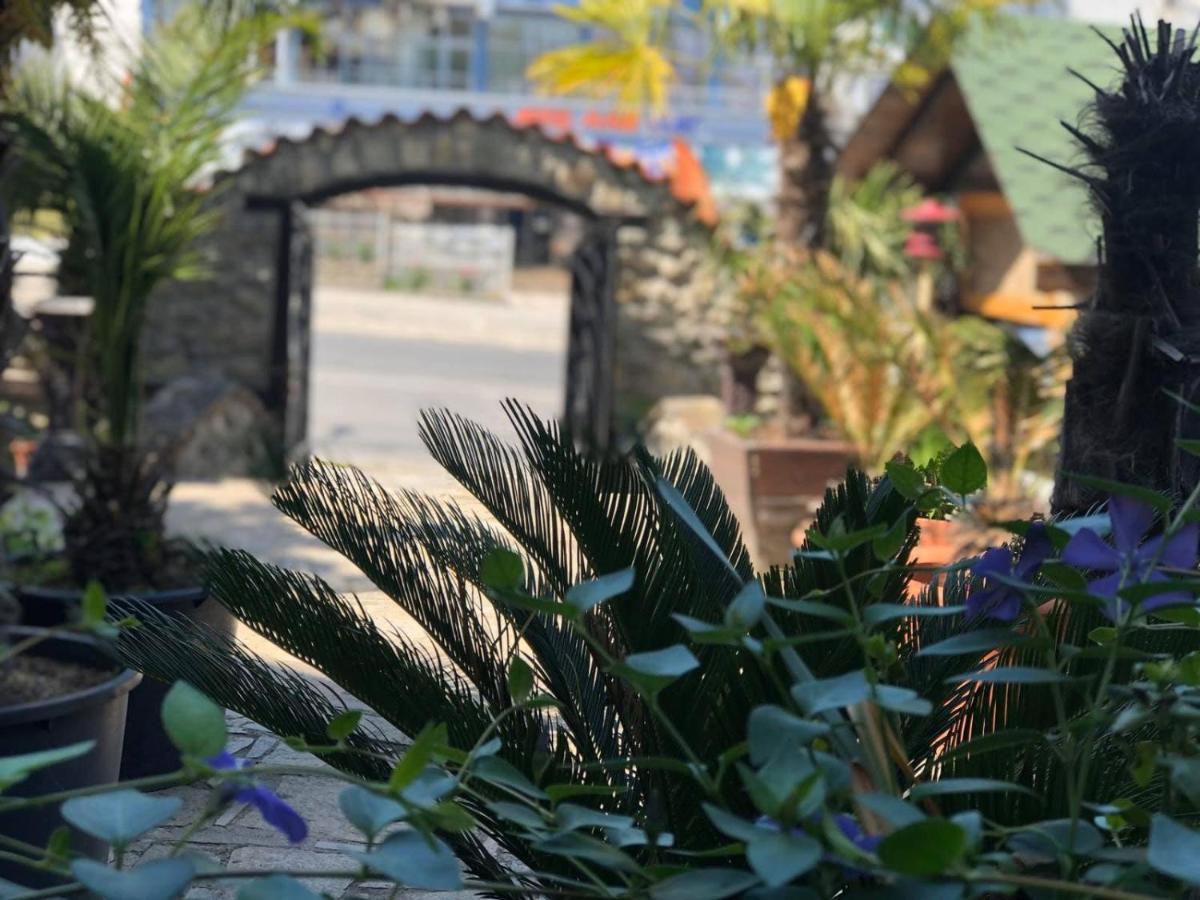 Meatsa Hotel Kŭrdzhali Buitenkant foto